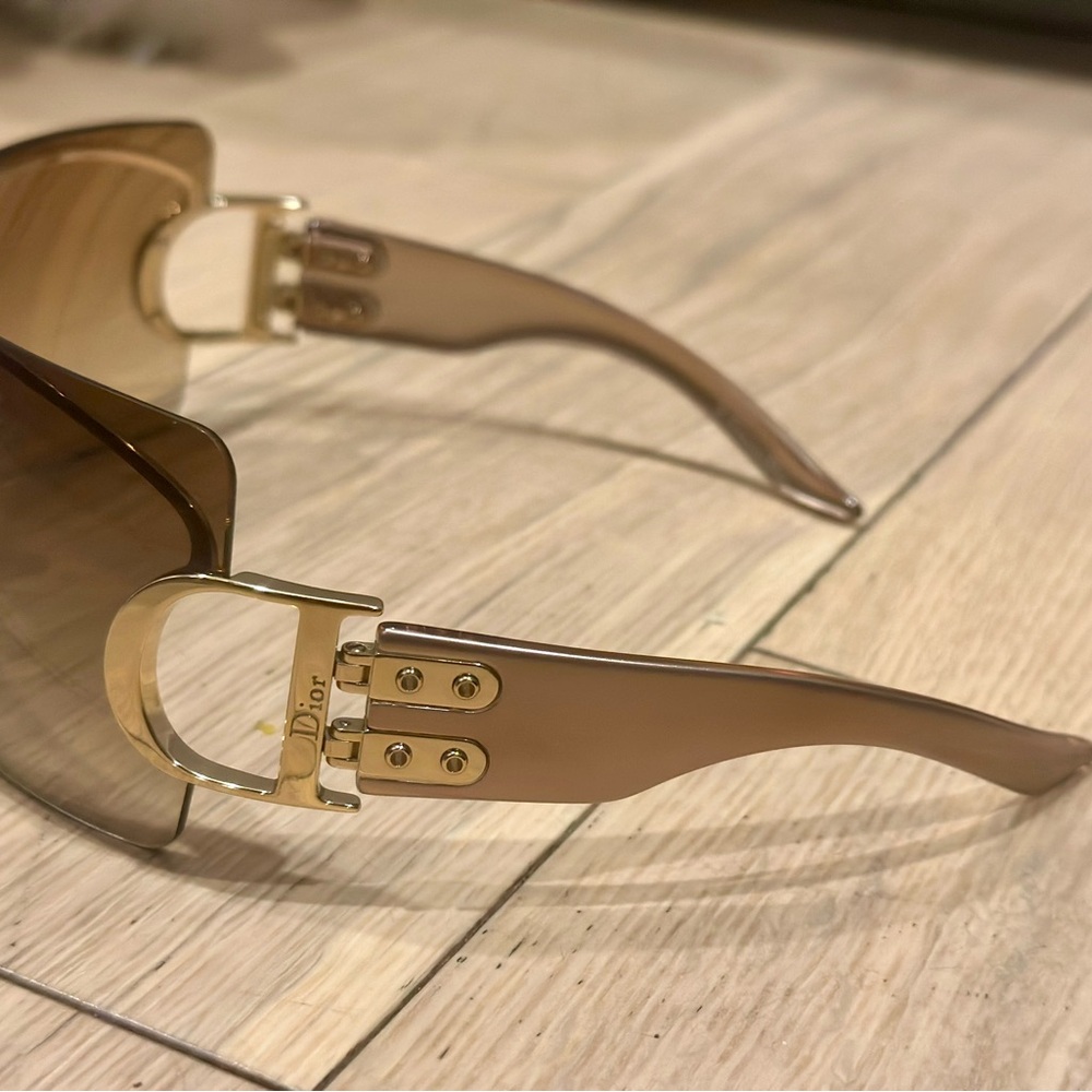 Rare Find Vintage Dior Airspeed 1 Shield Sunglasses in perfect condition - Picture 3 of 4